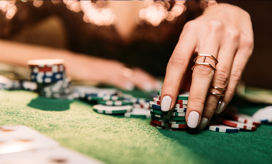 Як грати в онлайн покер на гроші правильно